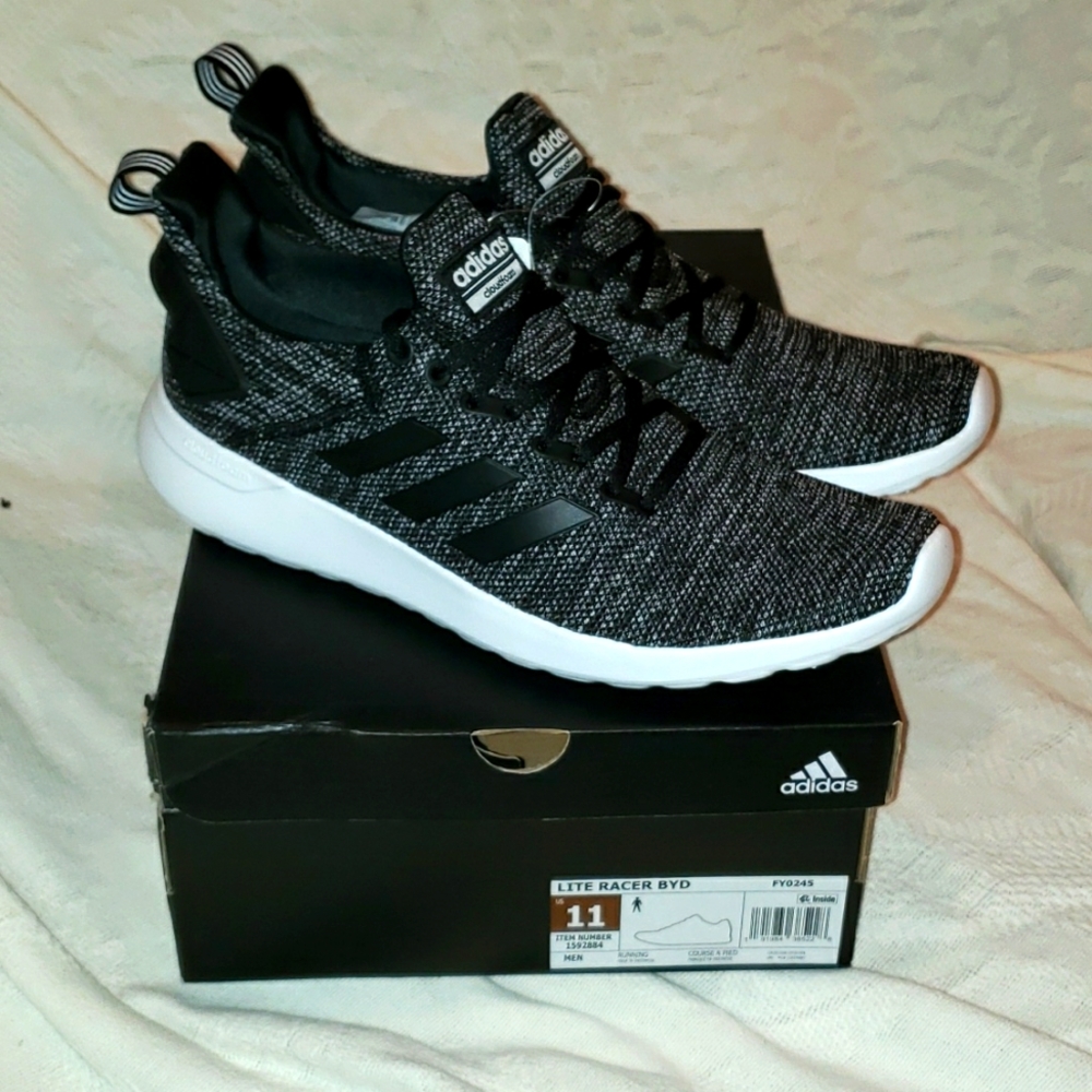 Men Adidas Shoe Size 11 Wht/CBlack
